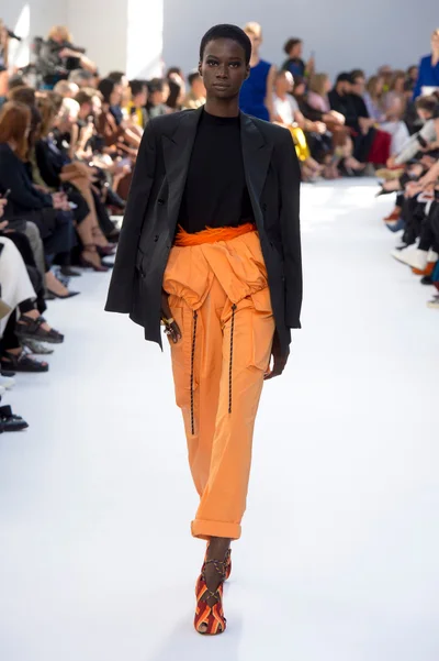 Look 54